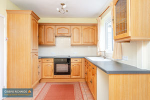 Kitchen- click for photo gallery